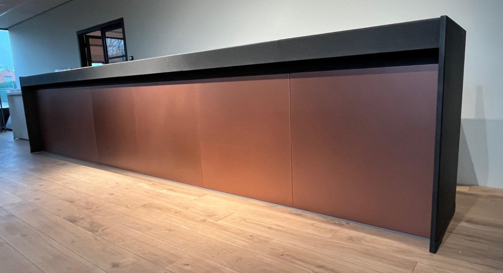 Modulaire bar zwart (prijs per module van 1 meter)